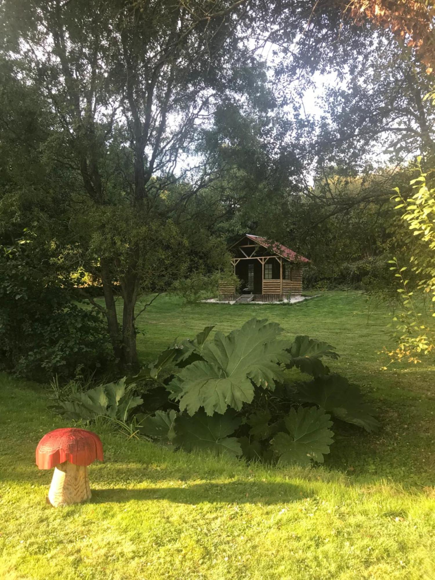 La Paix, Chambre D'Hote En Suisse Normande Conde-sur-Noireau Exterior photo